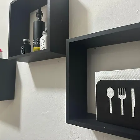 Stazione Centrale - Black 斯培西亚