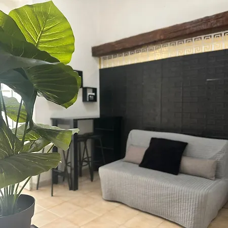 Stazione Centrale - Black