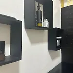 Stazione Centrale - Black 아파트